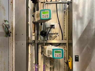 Imagen general de 2008 Simens sitrans f m magflo mag5000 Flowmeter (2x)